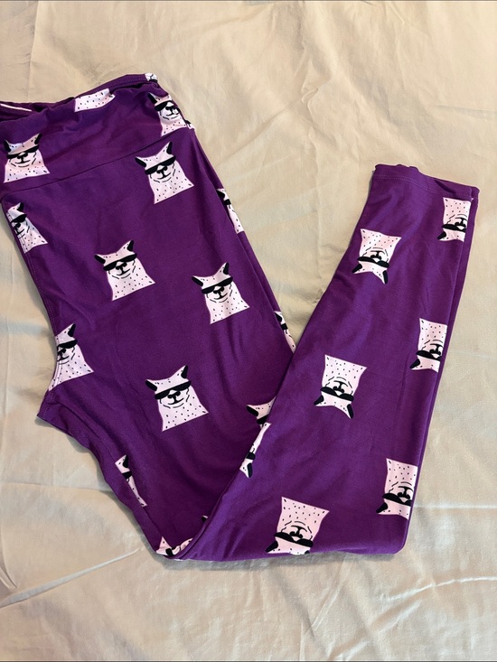 LuLaRoe Pants - ✨3 for $15 ✨ LuLaRoe Purple Llama Print Leggings